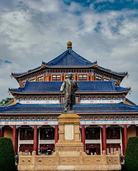 半两财经丨国家统计局：全国居民人均可支配收入43377元，比上年增长5.0%_0228151252