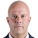 安菲尔德末段风云突变;斯洛特直面现实:遗憾难免,过程已现端倪。 体育新闻