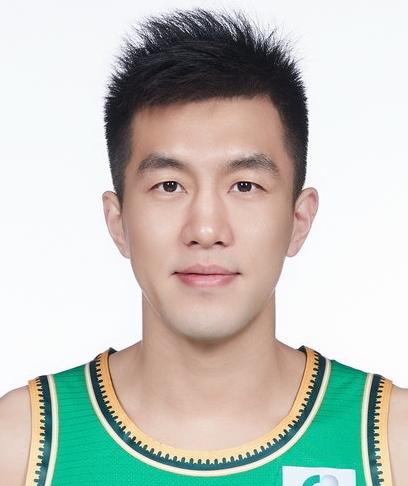  韧带重塑与竞技重生：深度解读顶级球员的伤后复出之路 体育新闻