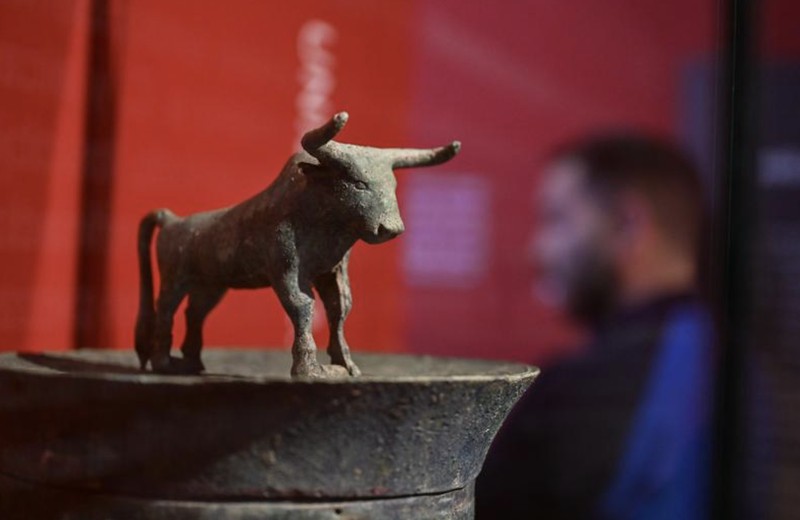 繁华落尽:AI泡沫破裂下的韩国股市震荡实录 股票财经 繁华落尽:AI泡沫破裂下的韩国股市震荡实录 股票财经