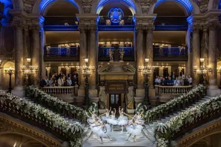  腾势欧洲首秀：易三方平台+闪充黑科技，中国高端新能源技术实力解析 汽车科技