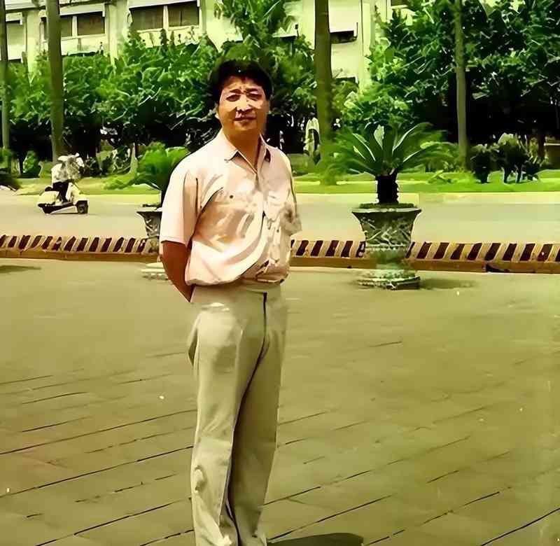 【历史档案解密】两瓶茅台背后的四十年离散:一段被遗忘的两岸亲情编年史 文化旅游 【历史档案解密】两瓶茅台背后的四十年离散:一段被遗忘的两岸亲情编年史 文化旅游